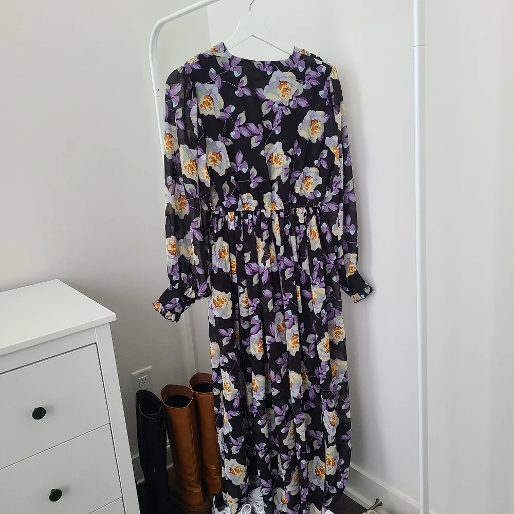 FLORAL RUFFLE DRESS - Picture 10 of 11
